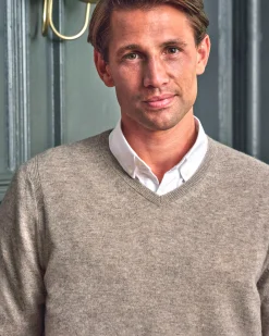 Mens Cashmere V Sweater^Pure Collection Sale